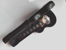 Gitarren Armbanduhr, ZX Original Design 2001, ZZYZX im Gitarrenkoffer