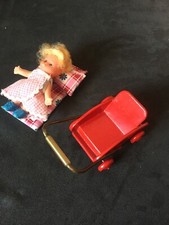 Puppenwagen für
