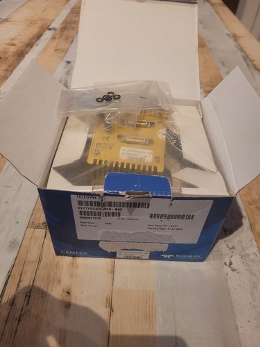 New unused teledyne e2v - /,