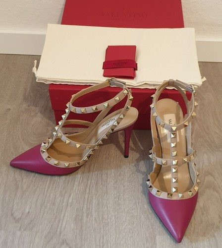 Valentino garavani rockstud - valentino,