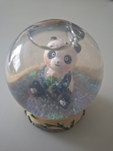 Schneekugel glitzerkugel panda - schneekugel,