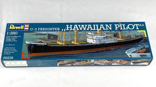 Revell 05236 freighter - revell, c-3