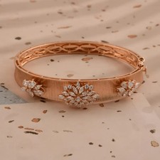 18K Rotgold über Diamant