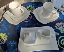 zwei Gedecke Melodie von Via, weiß, Porzellan, z.T. unbenutzt 