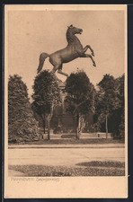 Ansichtskarte Hannover, Sachsenross mit Bäumen der Parkanlage 