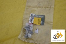 Neuer Befestigungssatz Zierleiste vorne Renault Master 2 Et.Nr. 7701470779