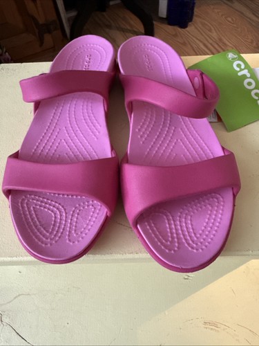 New crocs women - new, v