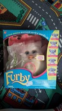 Furby Creme & Weiß blaue Augen Tiger Hasbro 2005 Italienisch OVP + Anleitung