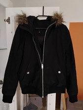 Herren Winterjacke, von H&M, gr. M Schwarz ungetragen mit kleinem Fellkragen 
