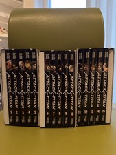 Attack On Titan Band 1 -15 in 3 Schubern