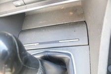 Audi A4 8E B7 B6 Aschenbecher 8E0857951H 26Z swing dunkelgrau