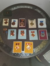 DDR Abzeichen Orden Medaillen