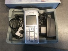 Nokia 6230i mit Zubehör, Bedienungsanleitung und Verpackung 