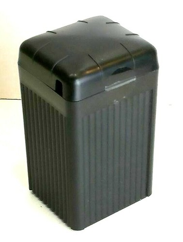 Batterieleergehäuse
