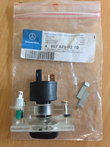 Mercedes 957 820 02 10 - a,