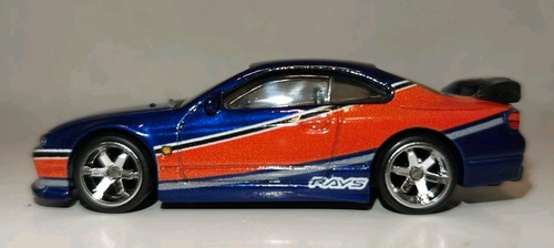 Hot wheels nissan - hot,
