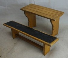 alter Schreibtisch Schultisch Bank Schulbank Puppenstube