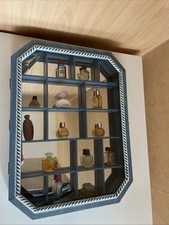 Setzkasten Holz mit Scheibe +Spiegel + 14 Miniaturen Parfüm/EdT Flakons Vintage