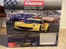 Carrera Digital 132/124 Neuwertig mit einem gebrauchten Auto