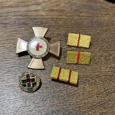 Konvolut Orden Rotes Kreuz  Ehrenkreuz mit Feldspangen Und Miniatur  RK78