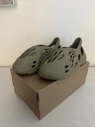Adidas yeezy foam runner rnr - foam,