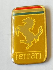 FERRARI -  Pin - groß - Pferd