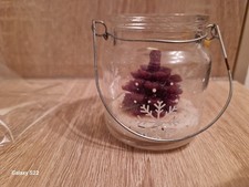 Glas-Laterne mit Tannenzapfen