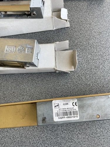 Elektrischer türöffner mit - türöffner,