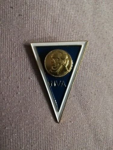 Ddr nva absolventenabzeichen - nva,