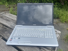 Toshiba satellite l550d 10g - toshiba,