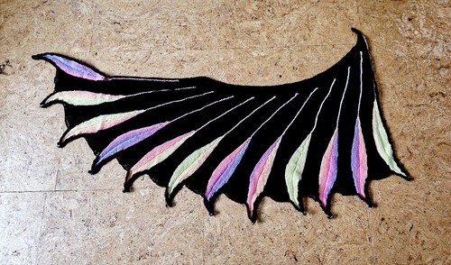 Großes handgestricktes - groẞes,