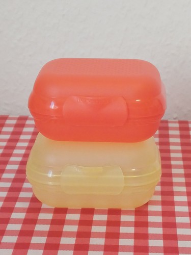 Tupperware 2 x - 2, mini