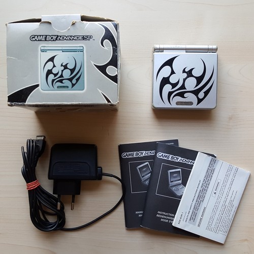 Nintendo gameboy advance - nintendo,