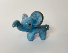 Walter Bosse Karlsruher Majolika Figur Elefant stehend in blau