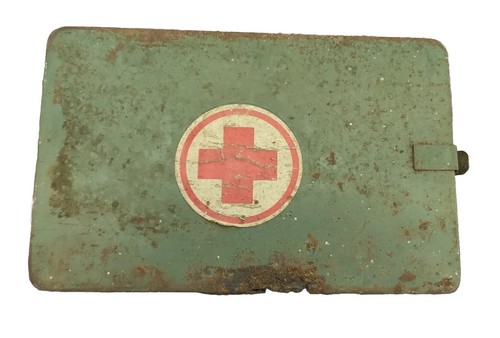 Alte kiste box eisenkiste - alte,
