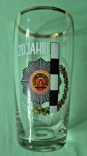 Jahre freiwilliger helfer - 20,