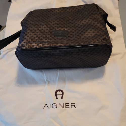 Kosmetiktasche von aigner - kosmetiktasche,