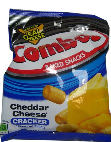 Cheddar cheese cracker - cheese, combos