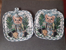 2 Stück Topflappen mit einem Schweinchen als Motiv 17 x 17 cm - NEU