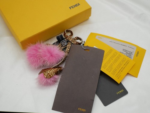 Fendi pin anstecker - pin,