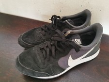 Nike sneakers Turnschuhe Schwarz grau Gr 40