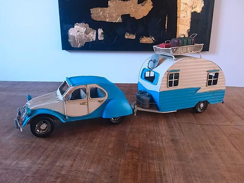 Großes 2cv mit caravan - großes,