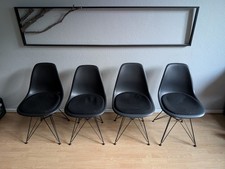 4 originale Vitra Eames Plastic Side Chairs mit Polsterung, DSR