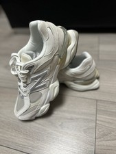 New Balance 9060 Beige Sneaker