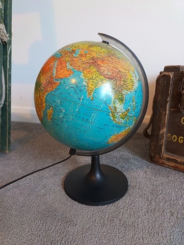 Vintage scan globe denmark - globe,
