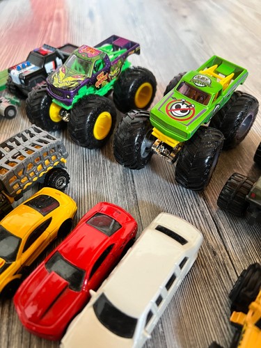 Stück monster trucks - stück,