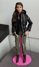 Barbie Collector Black Label The Hunger Games Katniss Everdeen