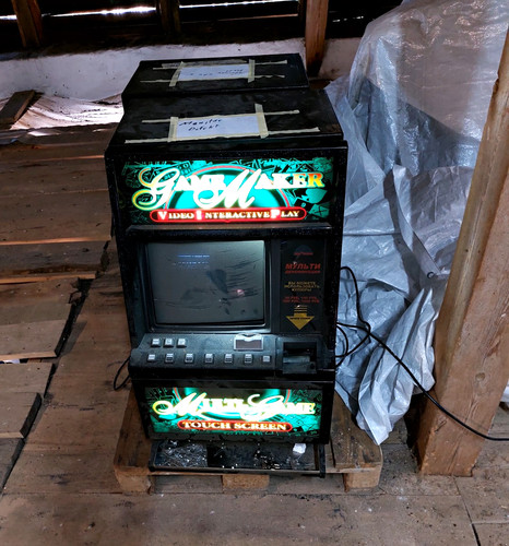 Game maker geldspielautomat - maker,