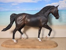 Roy Le Deuxieme / Roy II Warmblut Wallach Resin Modellpferd Brigitte Eberl