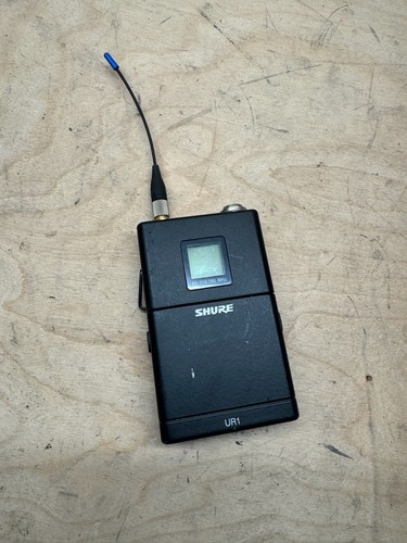 Shure uhf ur4d - shure,